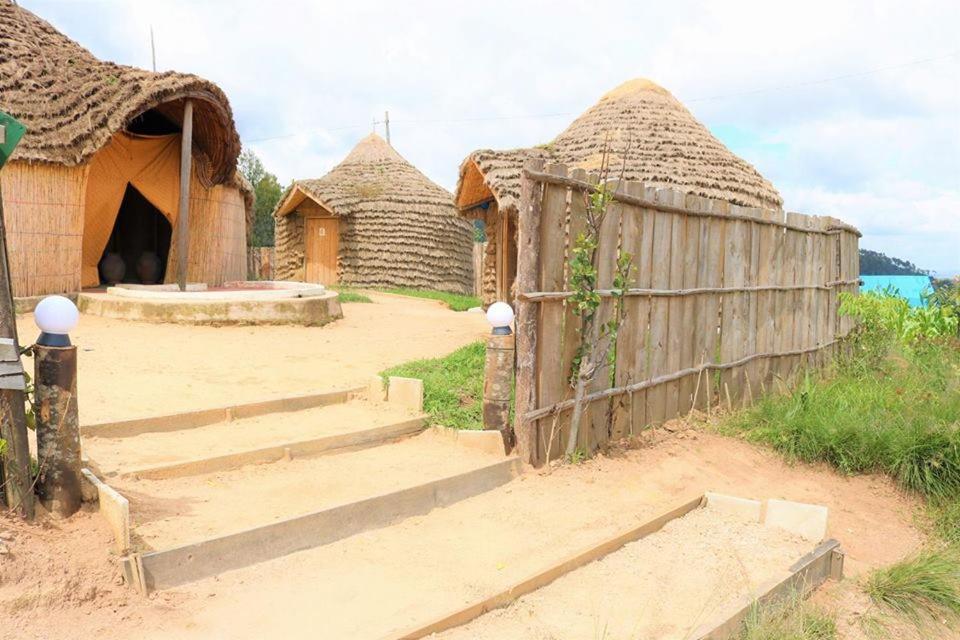 Hotel Kitabi Ecocenter Gabegi Zewnętrze zdjęcie
