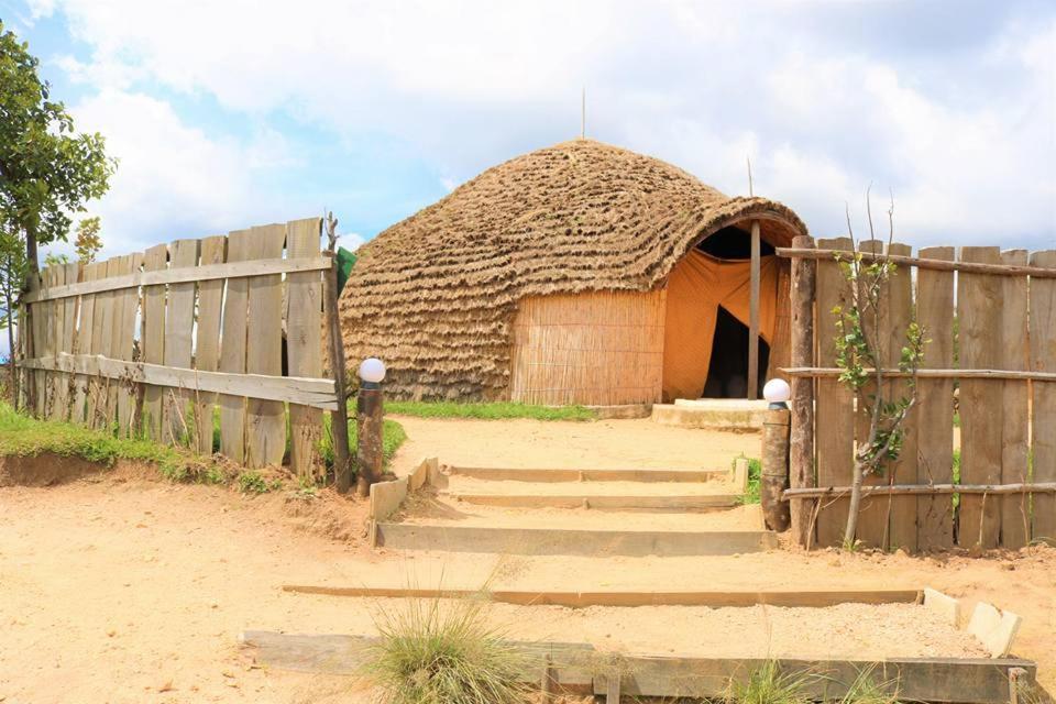 Hotel Kitabi Ecocenter Gabegi Zewnętrze zdjęcie
